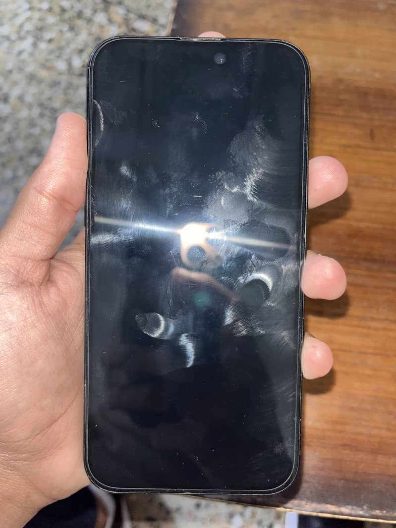 Apple iPhone 15 plus 8
