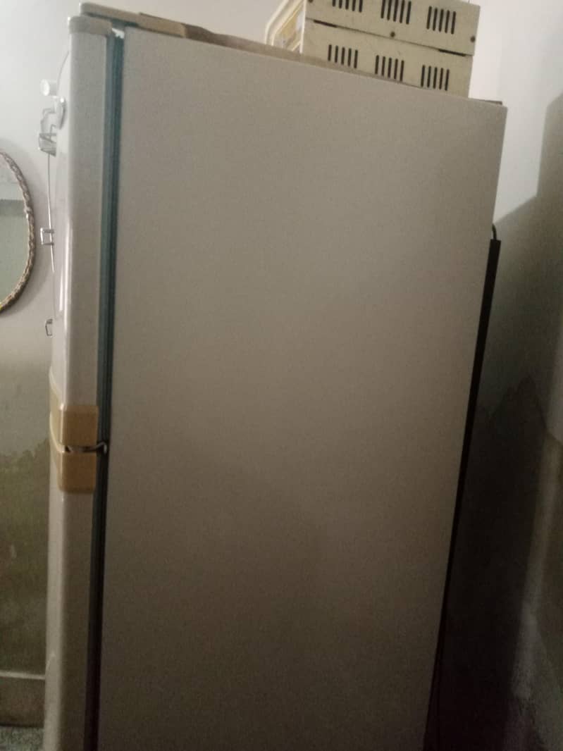 refrigerator 3