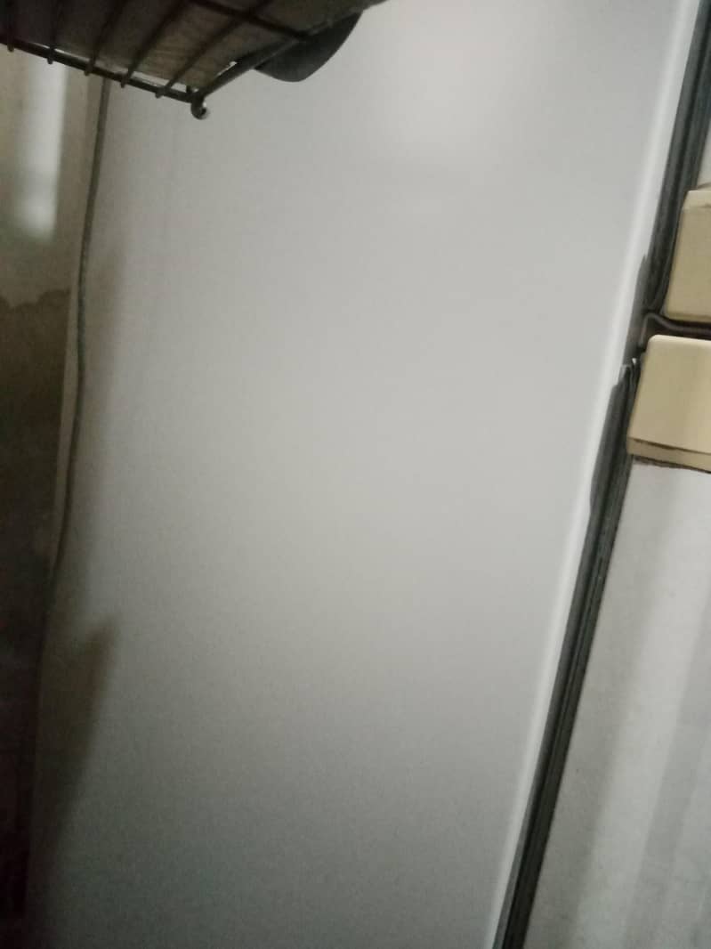 refrigerator 4