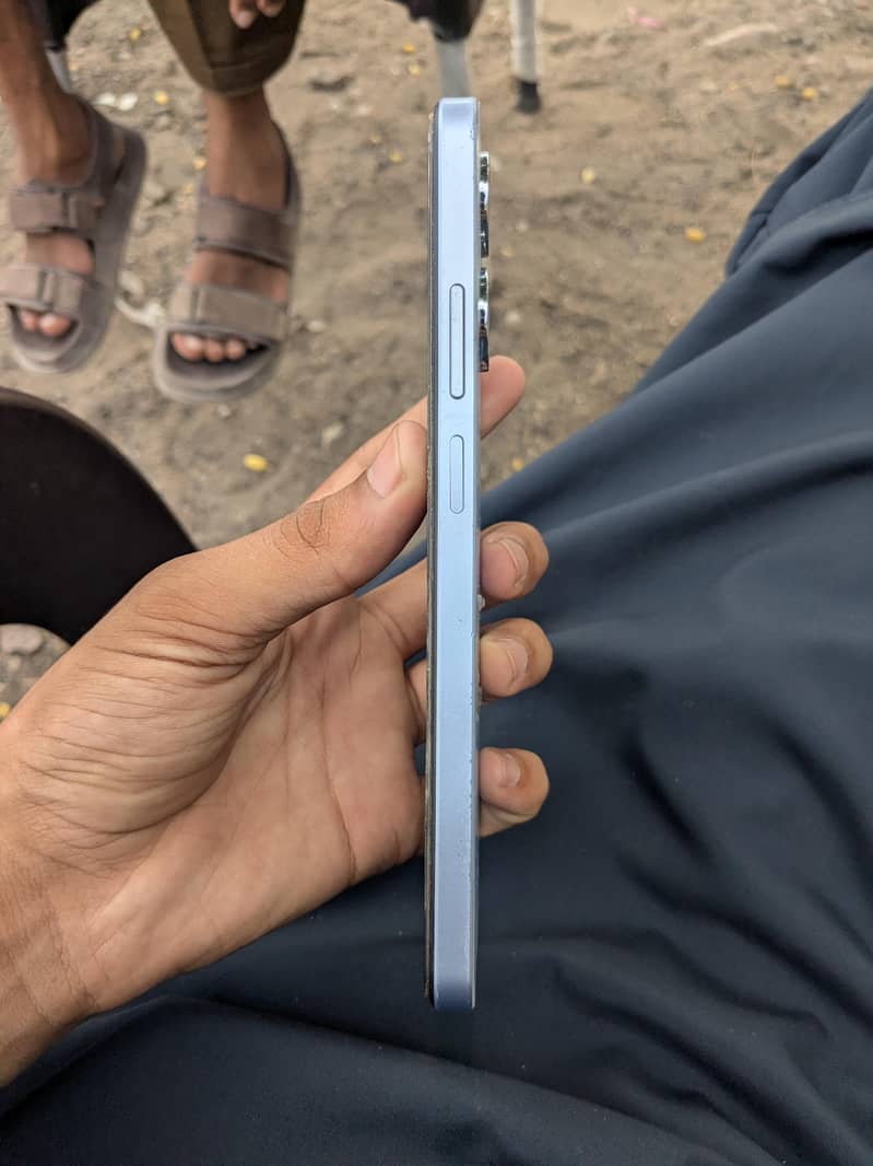 ralme note 60 4