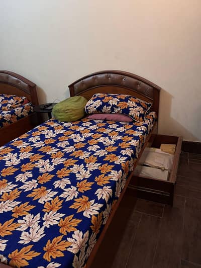 2 single bed