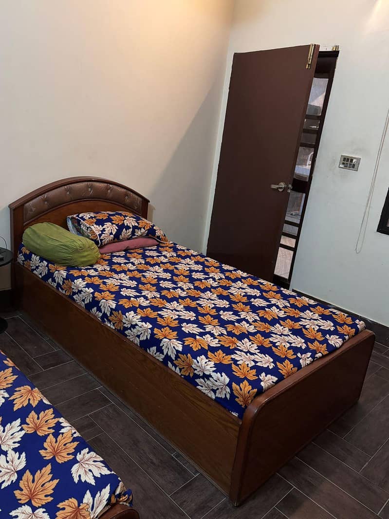 2 single bed 1