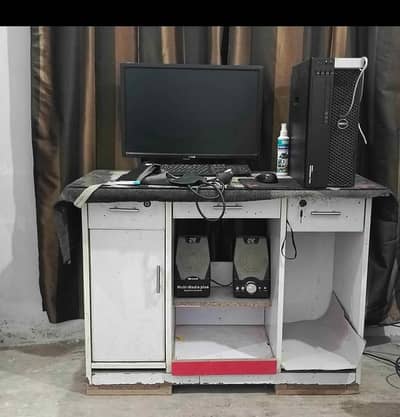 Office Comuter Table