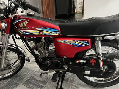 Honda CG 125 2018 model