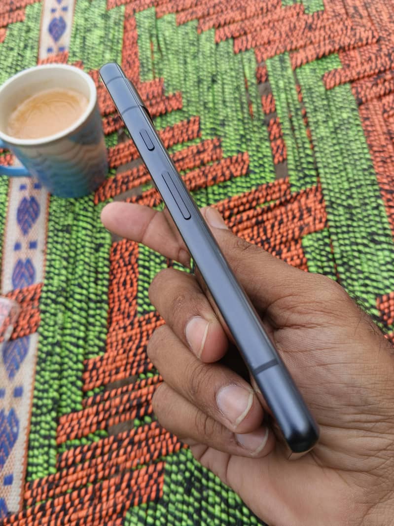 Google Pixel 7a 4