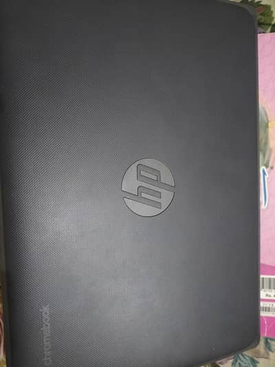 Chromebook good condition 4/32 with original charger 0308 4895676