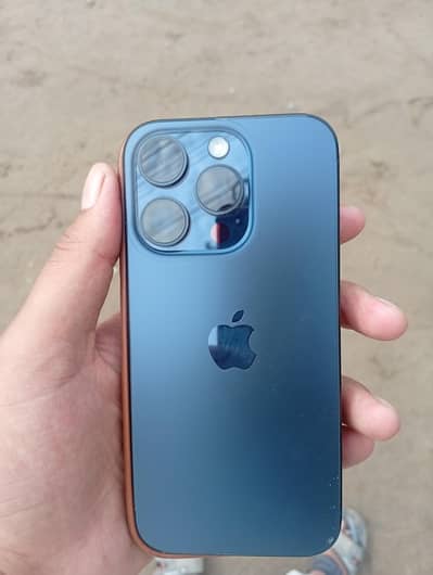 Apple iPhone 15 Pro non pta Sim Look All ok condition 10-10 with box