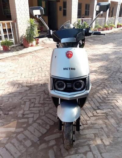 Metro m6 empower