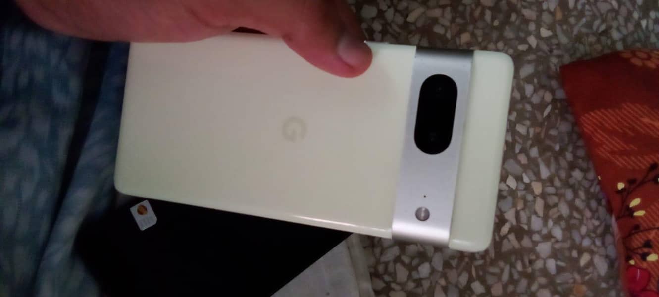 Google Pixel 7 5