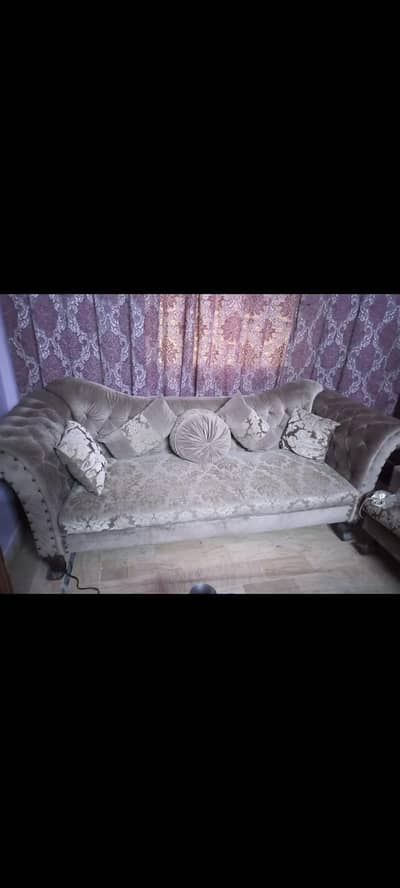 complete sofa set with 10 luxury cushion