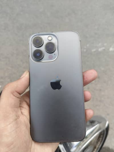 Apple iPhone 13 Pro