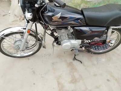 Honda 125 24/25