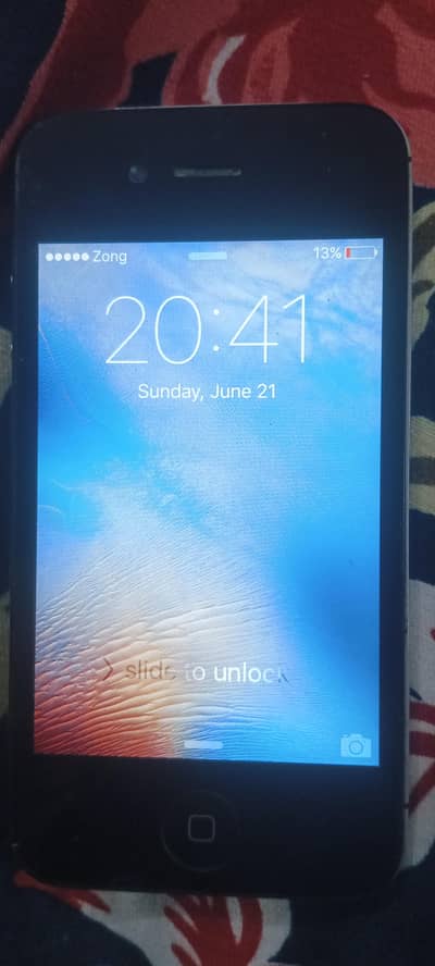 Apple iPhone 4s