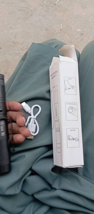 Laser 303 High Power Green Laser pointer - Used (With Box) urgent sell