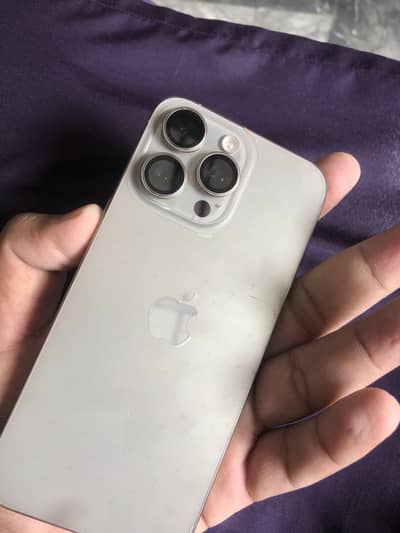 Apple iPhone 15 Pro Max 256 gb non pta jv