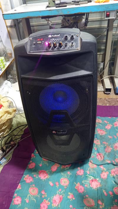 speaker