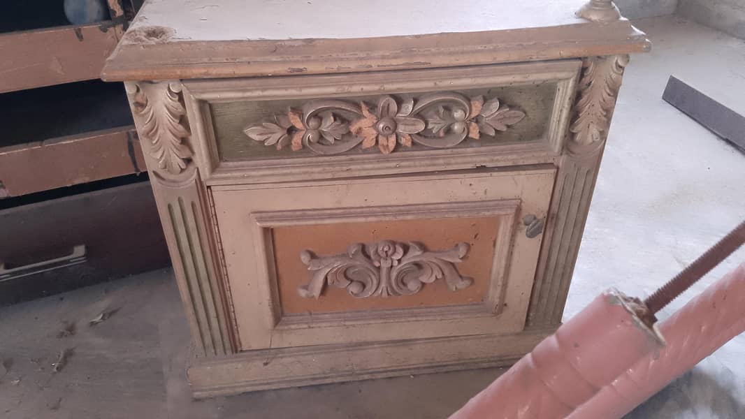 Bed and dressing with 2 side table 6