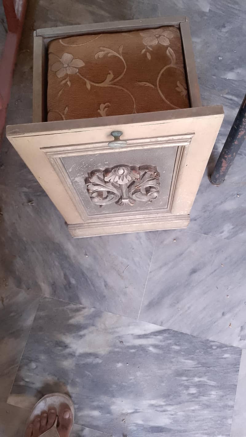Bed and dressing with 2 side table 7