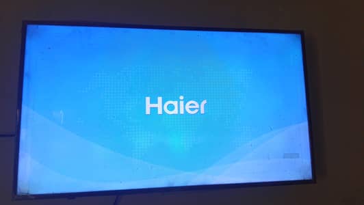 Haier 40" LED.