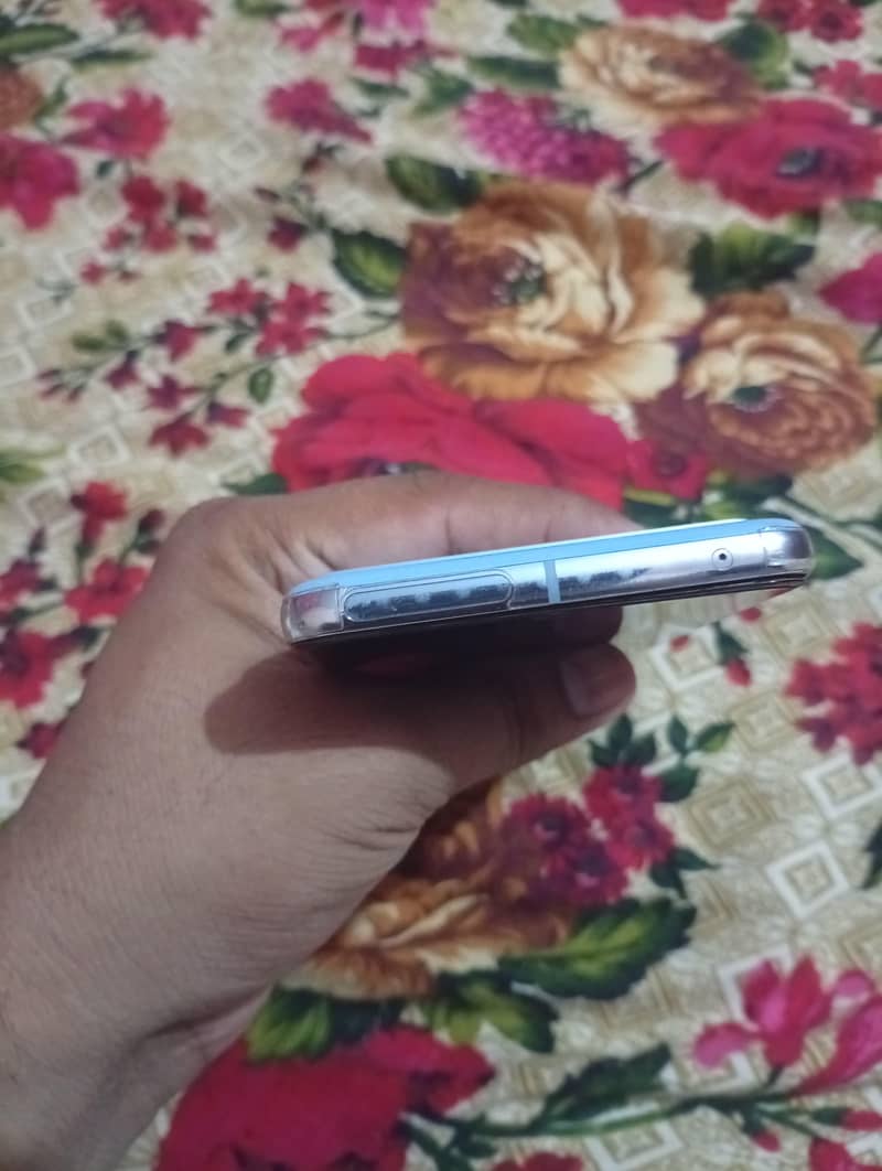 Google Pixel 8 Pro 3