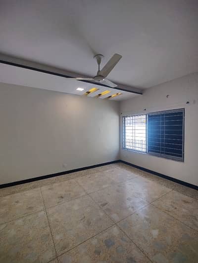 G9/3 Ground Portion Available For Rent 3bedrooms