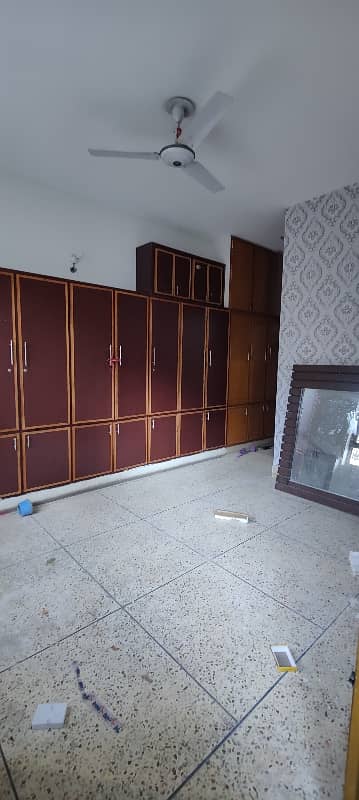 G-10/4 Short Corner 30*50 House Available For Sale CDA Transfer Investor Rate