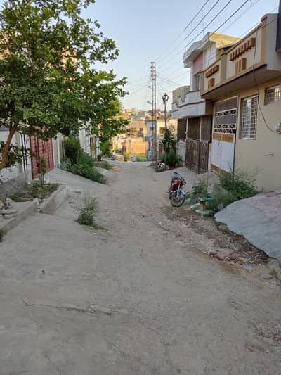 2,50 Marla structure corner for sale