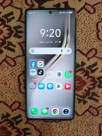 Tecno CAMON 40 Pro