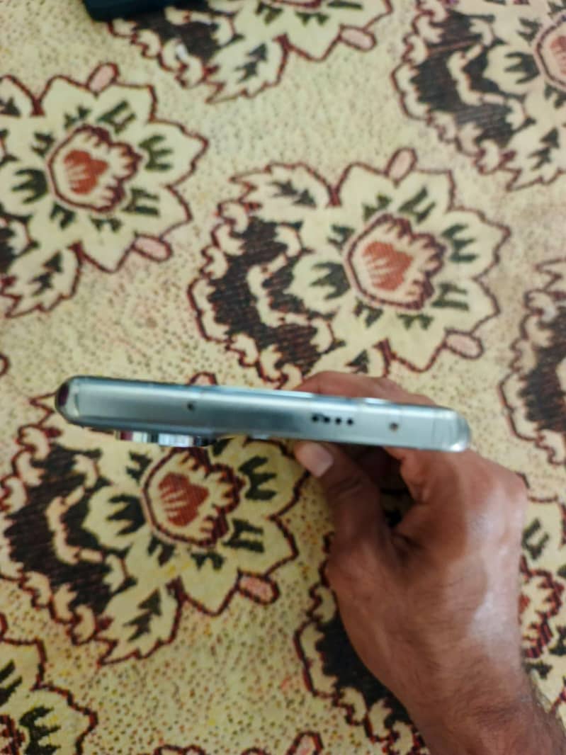 Tecno CAMON 40 Pro 3