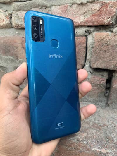 Infinix Hot 9 Play, lush condition