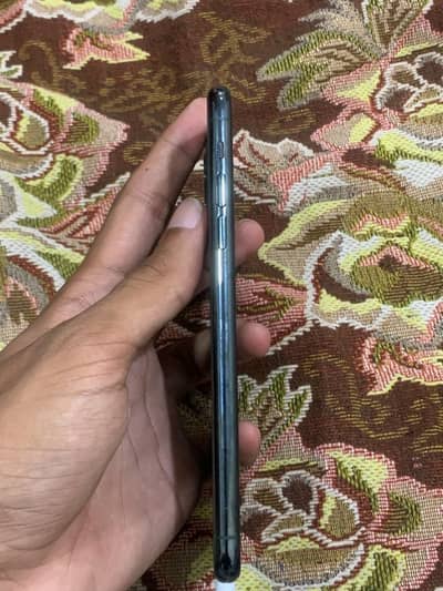 Apple iPhone 11 Pro Max PTA waterpack exchange