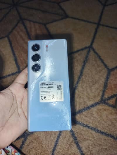 Tecno CAMON 40