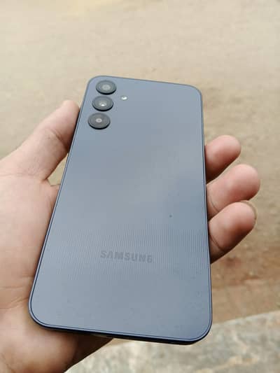 Samsung Mobile A25 5G Exchange Possible
