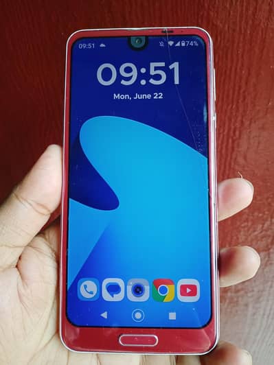 Sharp Aquos R2. . 4gb 64gb PTA approved