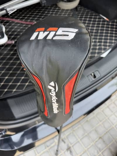 Taylor made M5 Driver