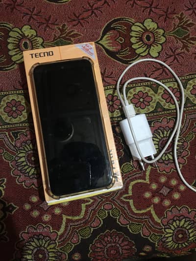 Tecno Spark Go 1