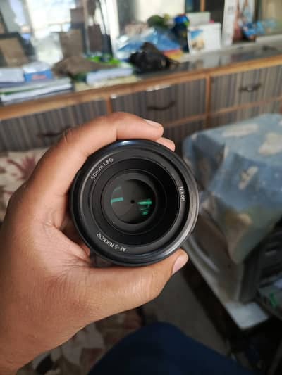 Nikon 50mm 1.8 Lens 9.9/10 Fresh Condition just 2 Months use only 100%