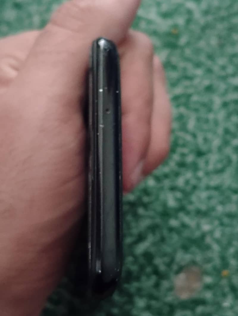 One Plus 6T 4