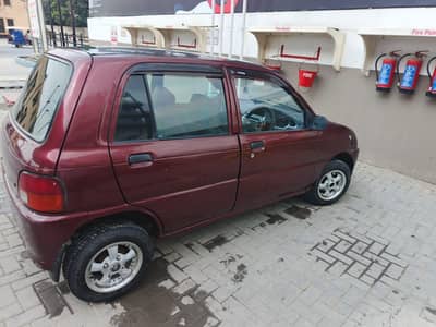 Daihatsu Cuore 2003