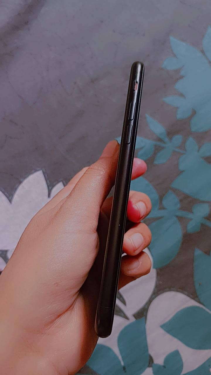 Apple iPhone SE 2