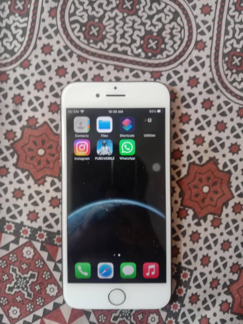 Apple iPhone 8 0