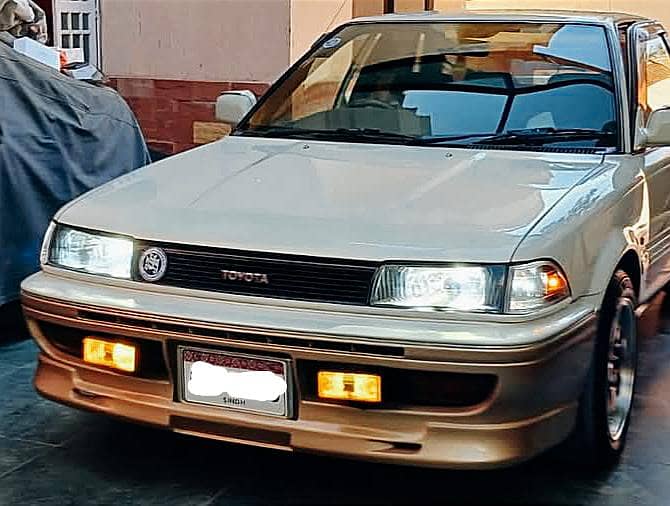 EE90 Headlights 3