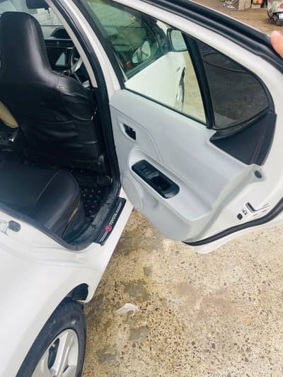Toyota Aqua 2014