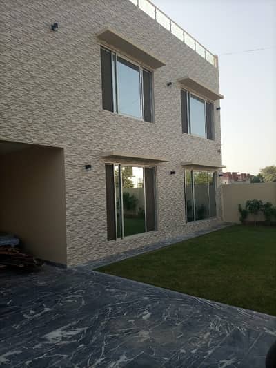 1 Kanal Upper Portion For Rent