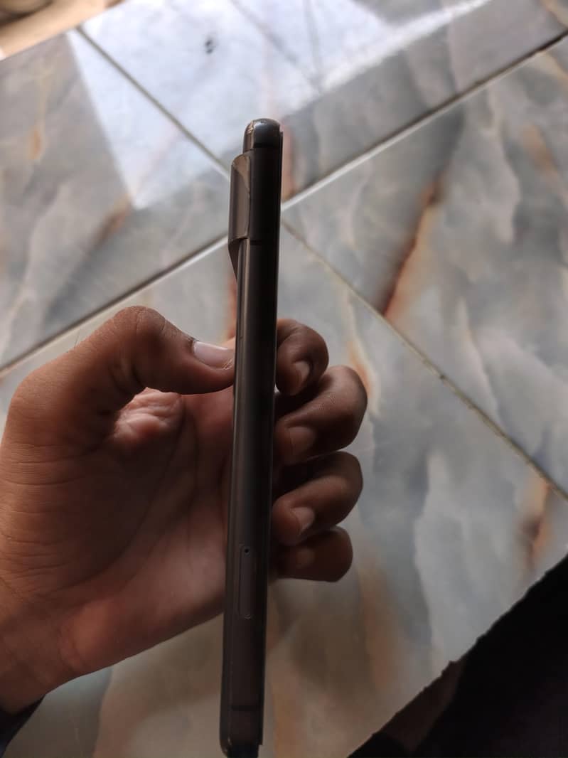 Google Pixel 8 1