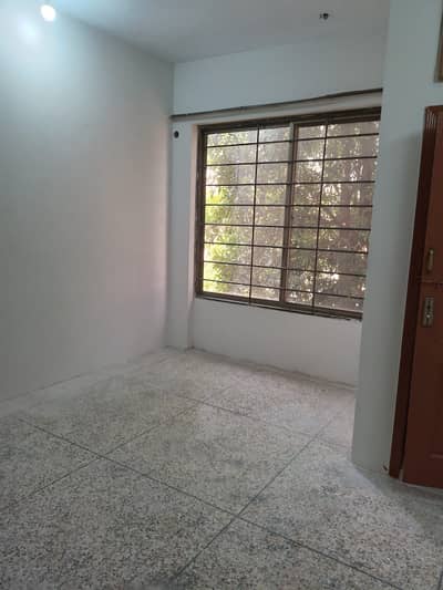 G8 25*60 Upper Portion Available For Rent