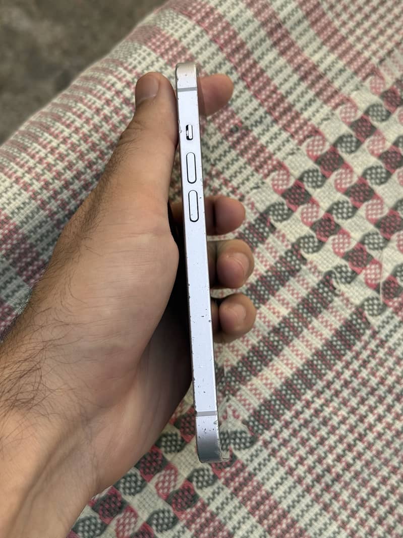 Apple iPhone 14 8