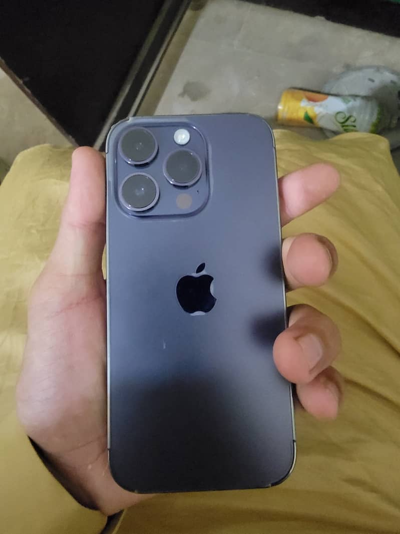 iPhone 3