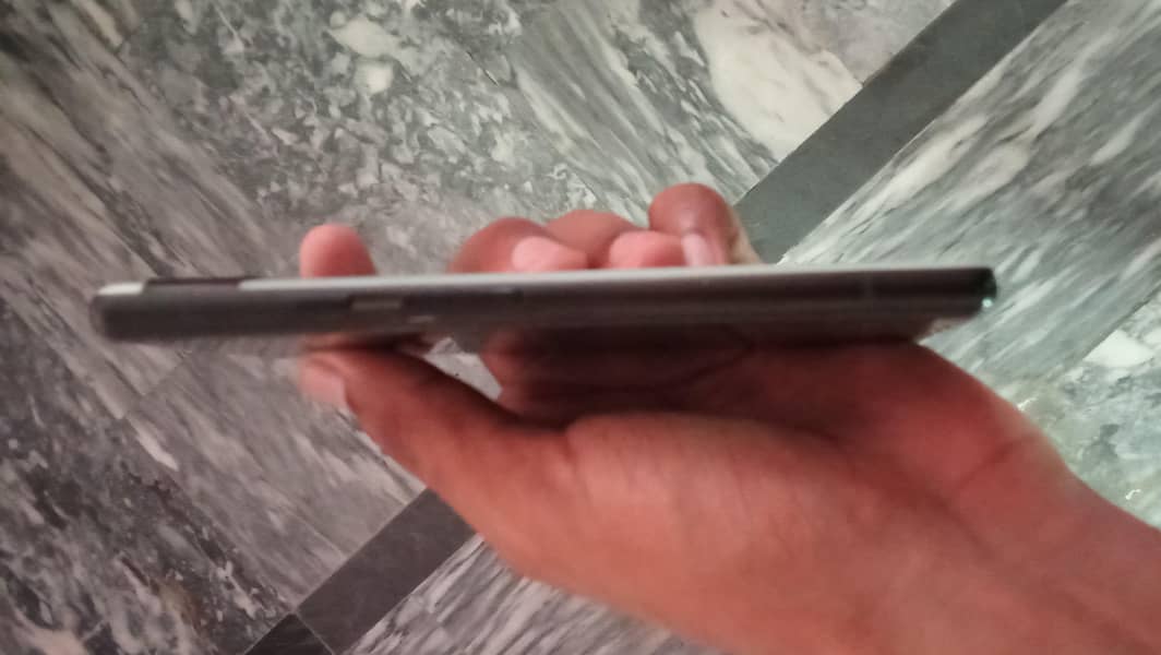 Google Pixel 6a 1
