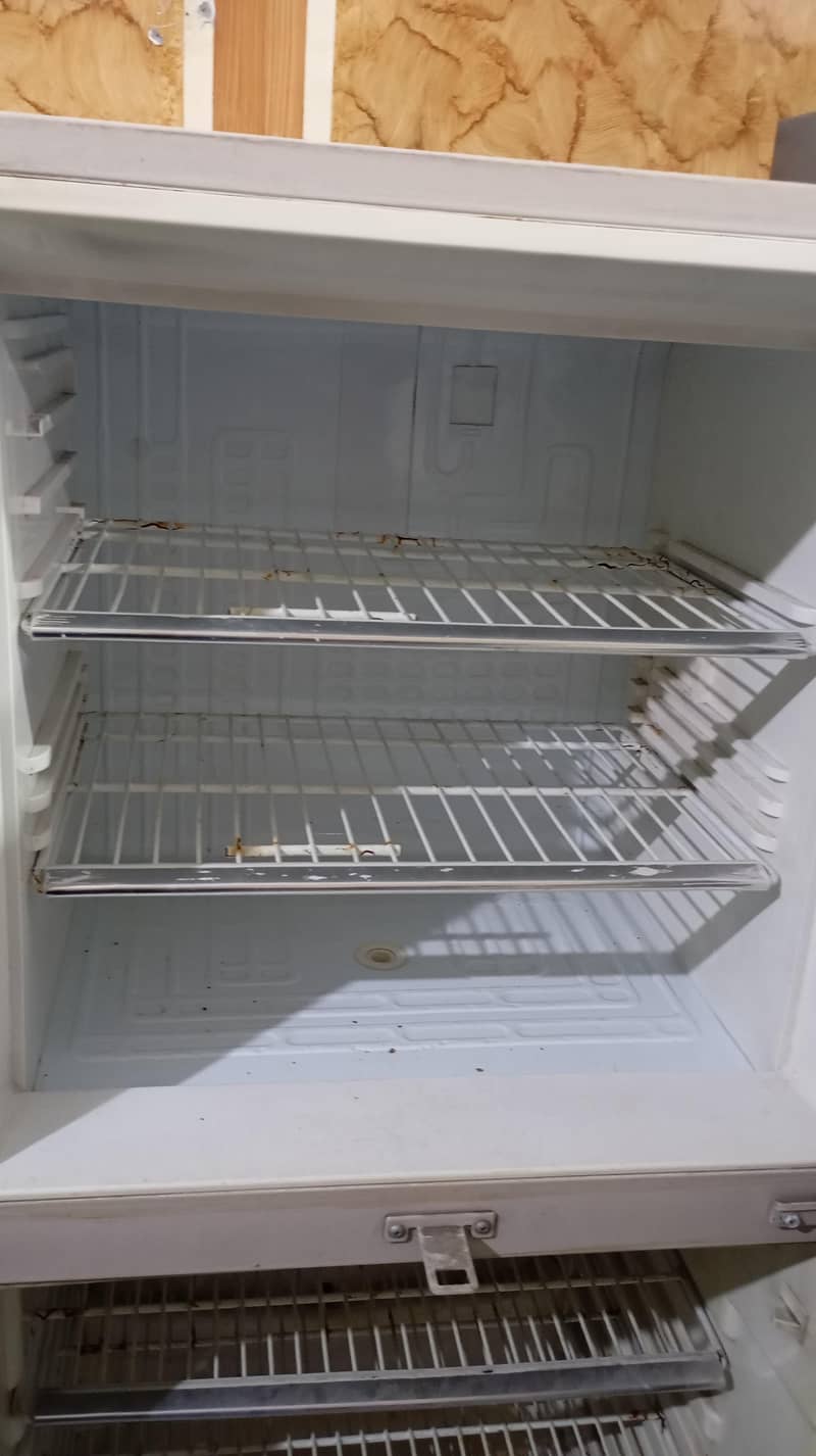 Orient Refrigerator 4